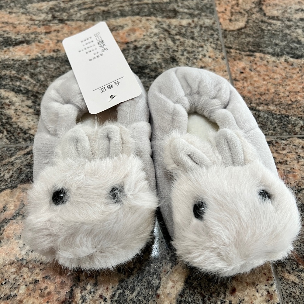Kids bunny slippers